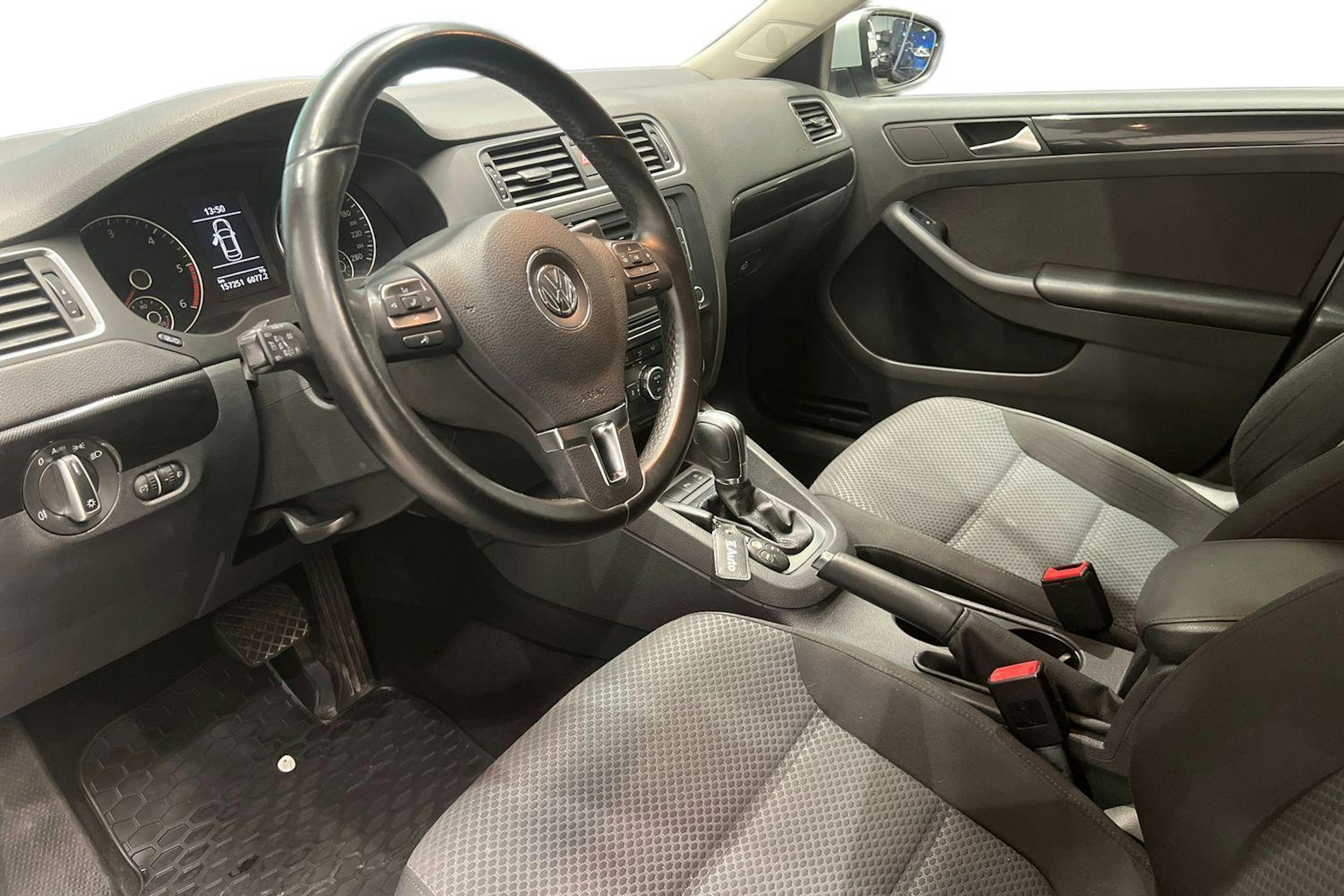 hopea Volkswagen Jetta 2014 kuva 7.