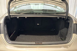 hopea Volkswagen Jetta 2014 kuva 16.