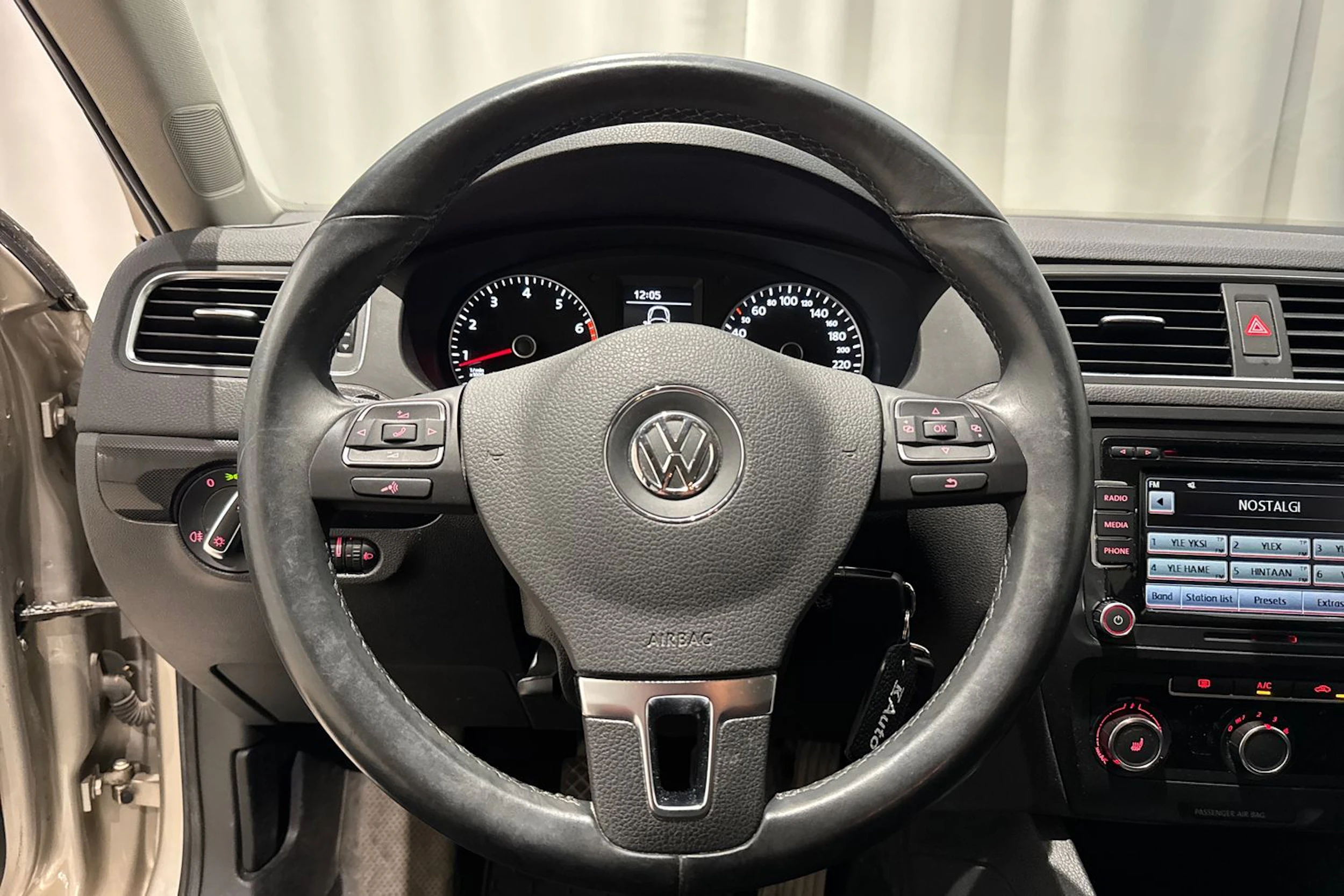 hopea Volkswagen Jetta 2014 kuva 18.