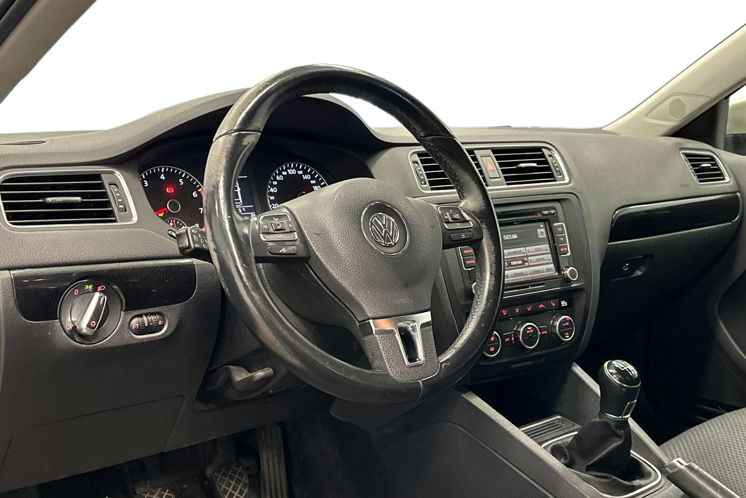 hopea Volkswagen Jetta 2014 kuva 3.