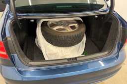 Sininen Volkswagen JETTA 2015 kuva 19.
