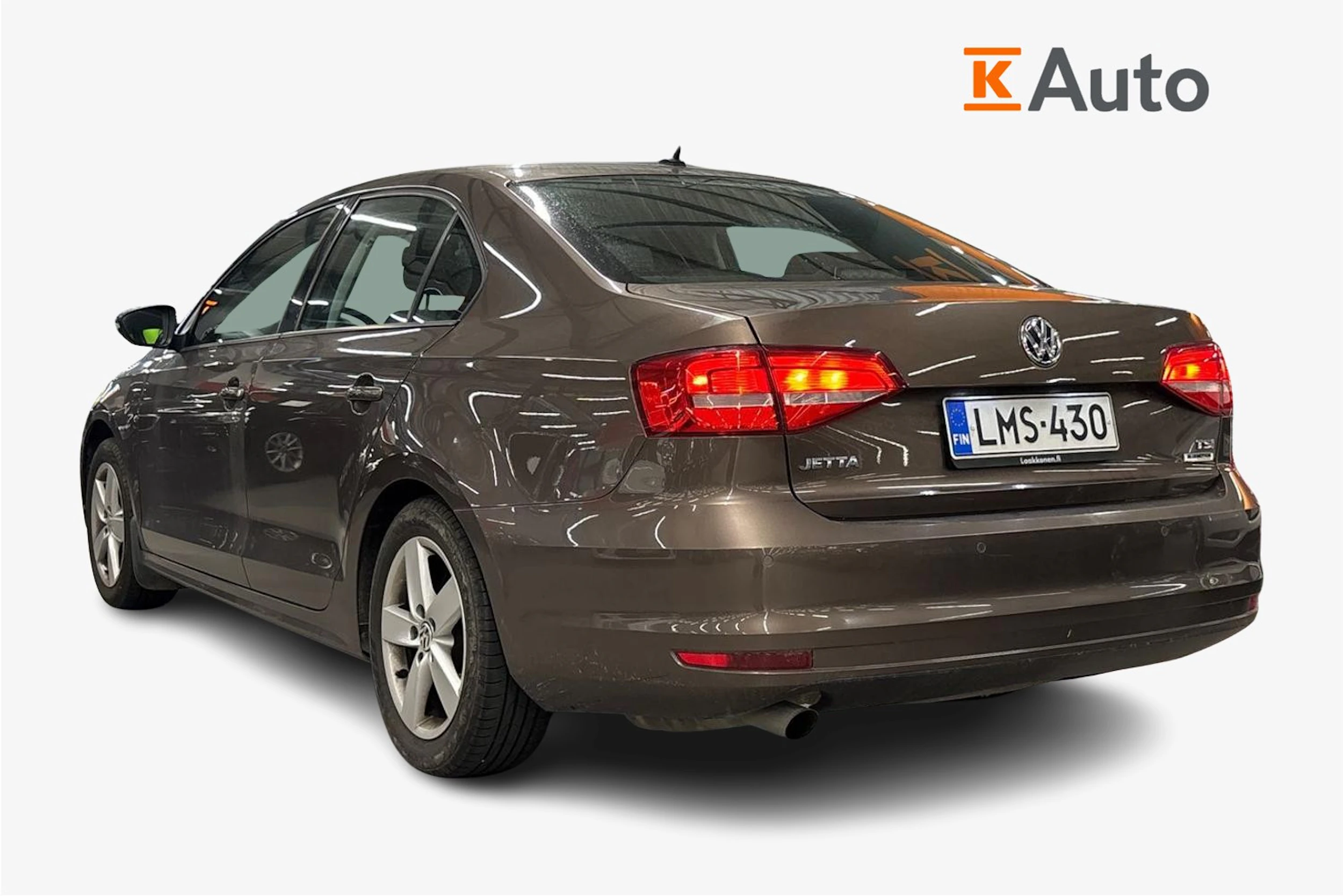Ruskea (beige) Volkswagen JETTA 2015 kuva 2.