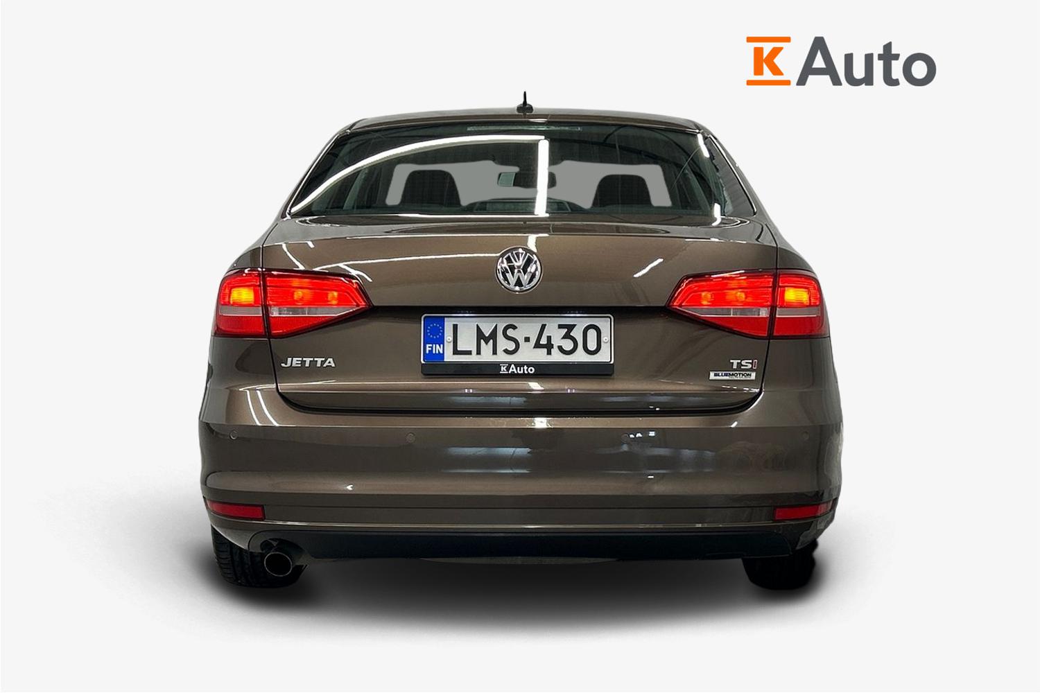 Volkswagen Jetta 2015, kuva 3/3