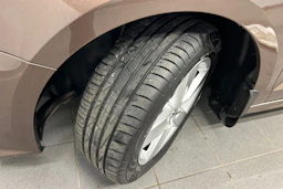 Ruskea (beige) Volkswagen JETTA 2015 kuva 10.