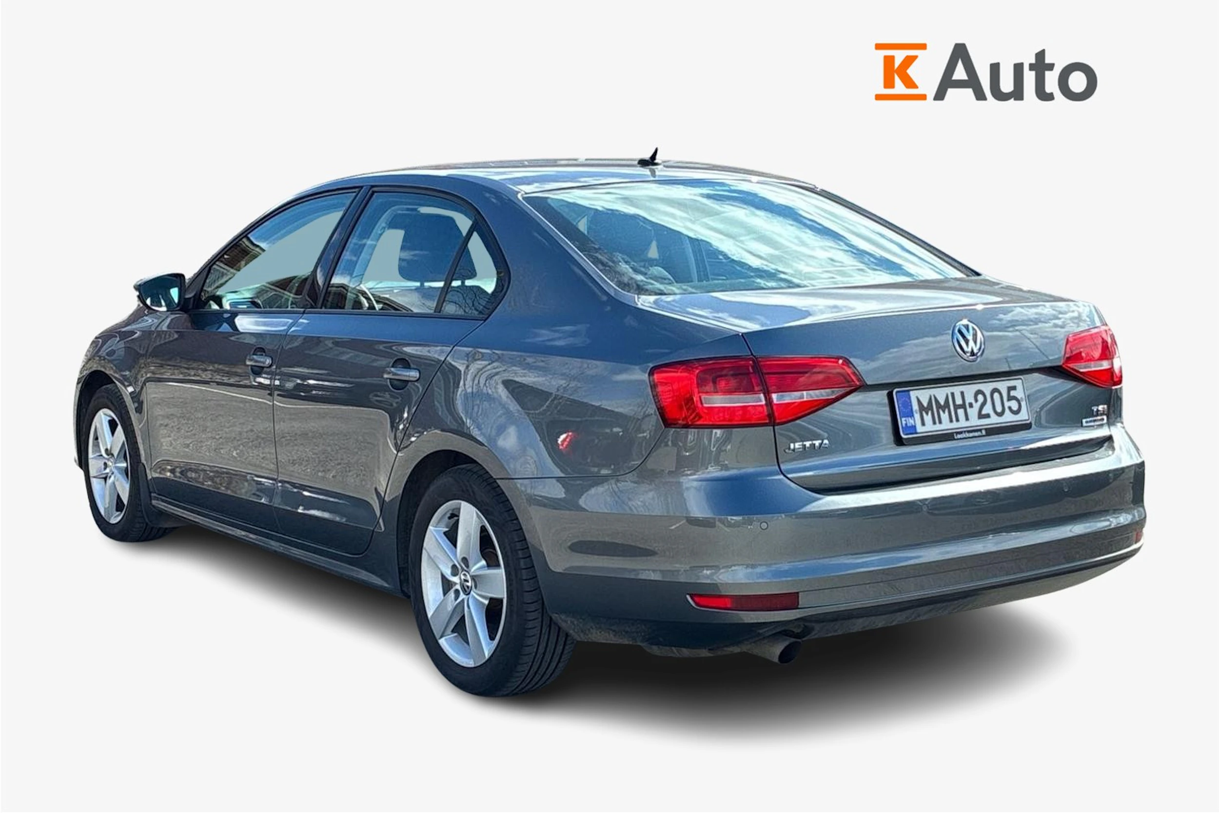 harmaa Volkswagen Jetta 2015 kuva 2.