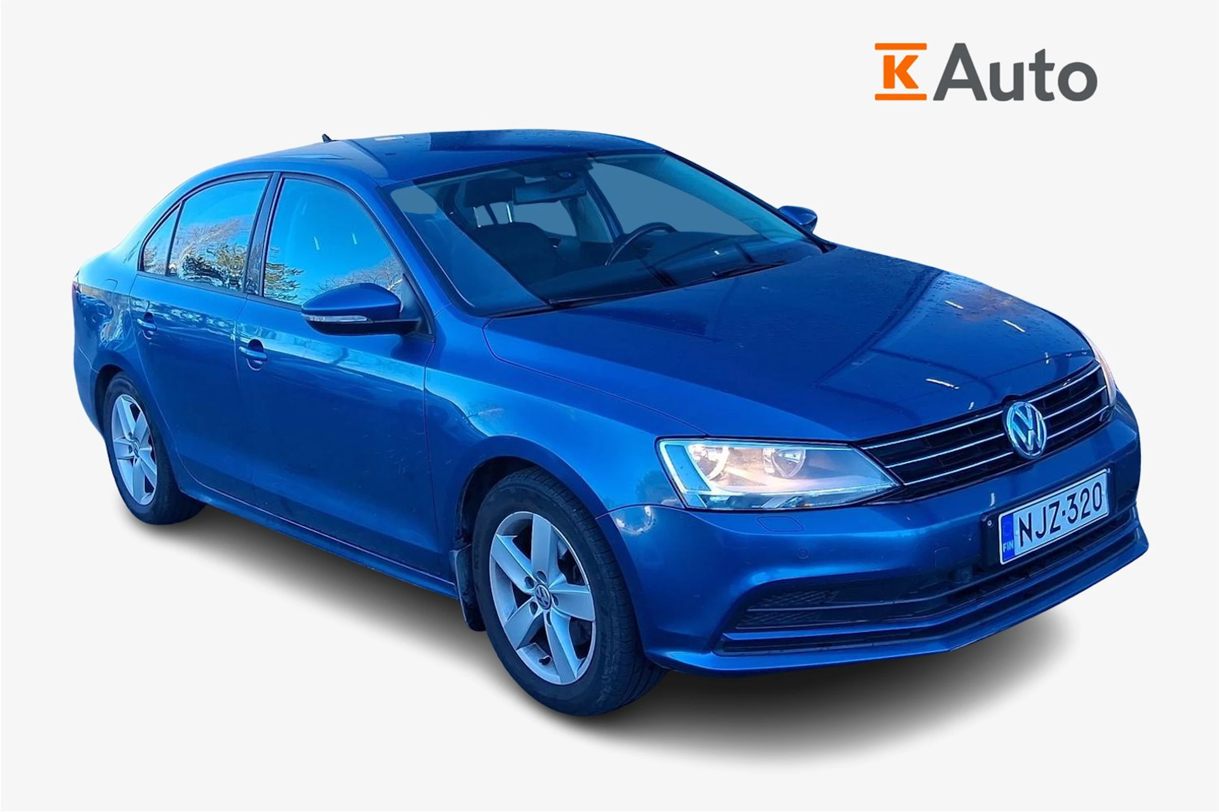 sininen Volkswagen Jetta 2015 kuva 1.