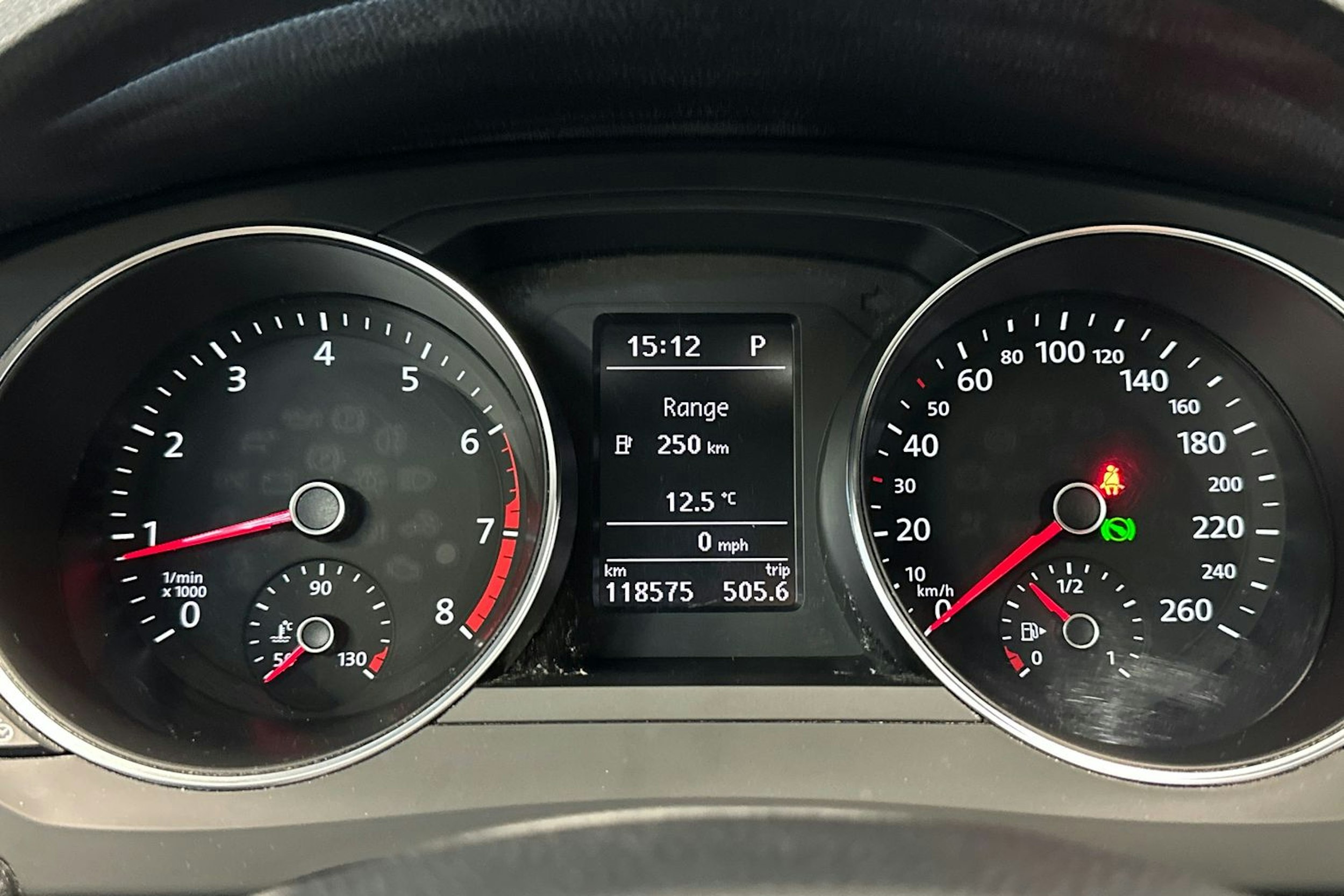 musta Volkswagen Jetta 2015 kuva 16.