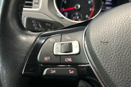 musta Volkswagen Jetta 2015 kuva 20.