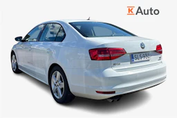 valkoinen Volkswagen Jetta 2015 kuva 2.