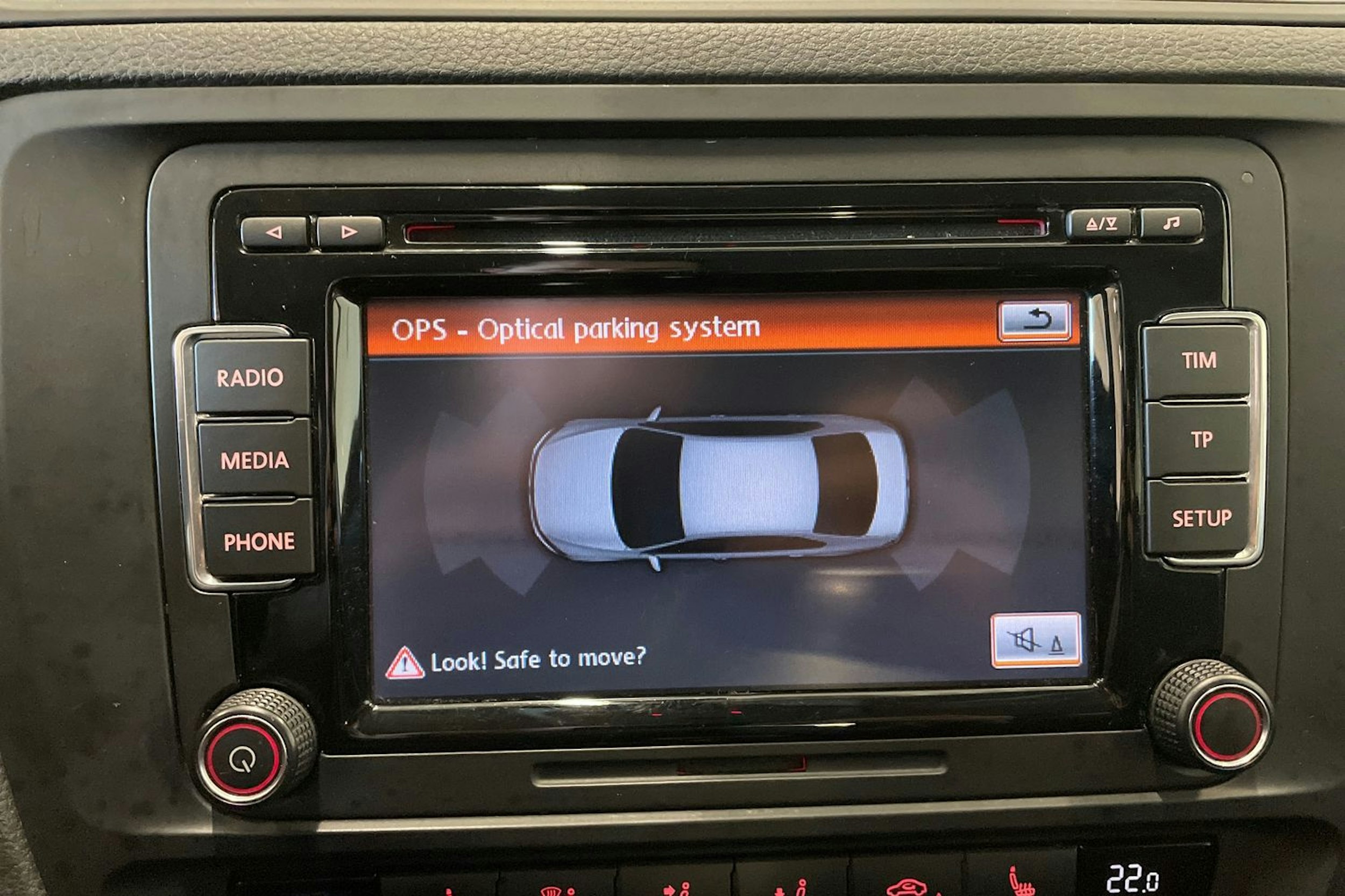 sininen Volkswagen Jetta 2015 kuva 20.