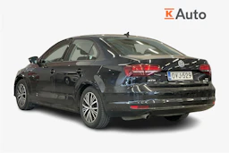 musta Volkswagen Jetta 2016 kuva 2.
