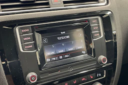 Ruskea (beige) Volkswagen JETTA 2016 kuva 15.