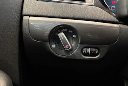 Sininen Volkswagen JETTA 2016 kuva 14.