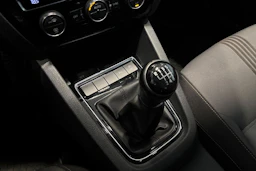 Sininen Volkswagen JETTA 2016 kuva 17.
