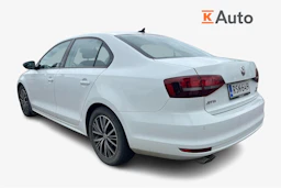 valkoinen Volkswagen Jetta 2016 kuva 2.