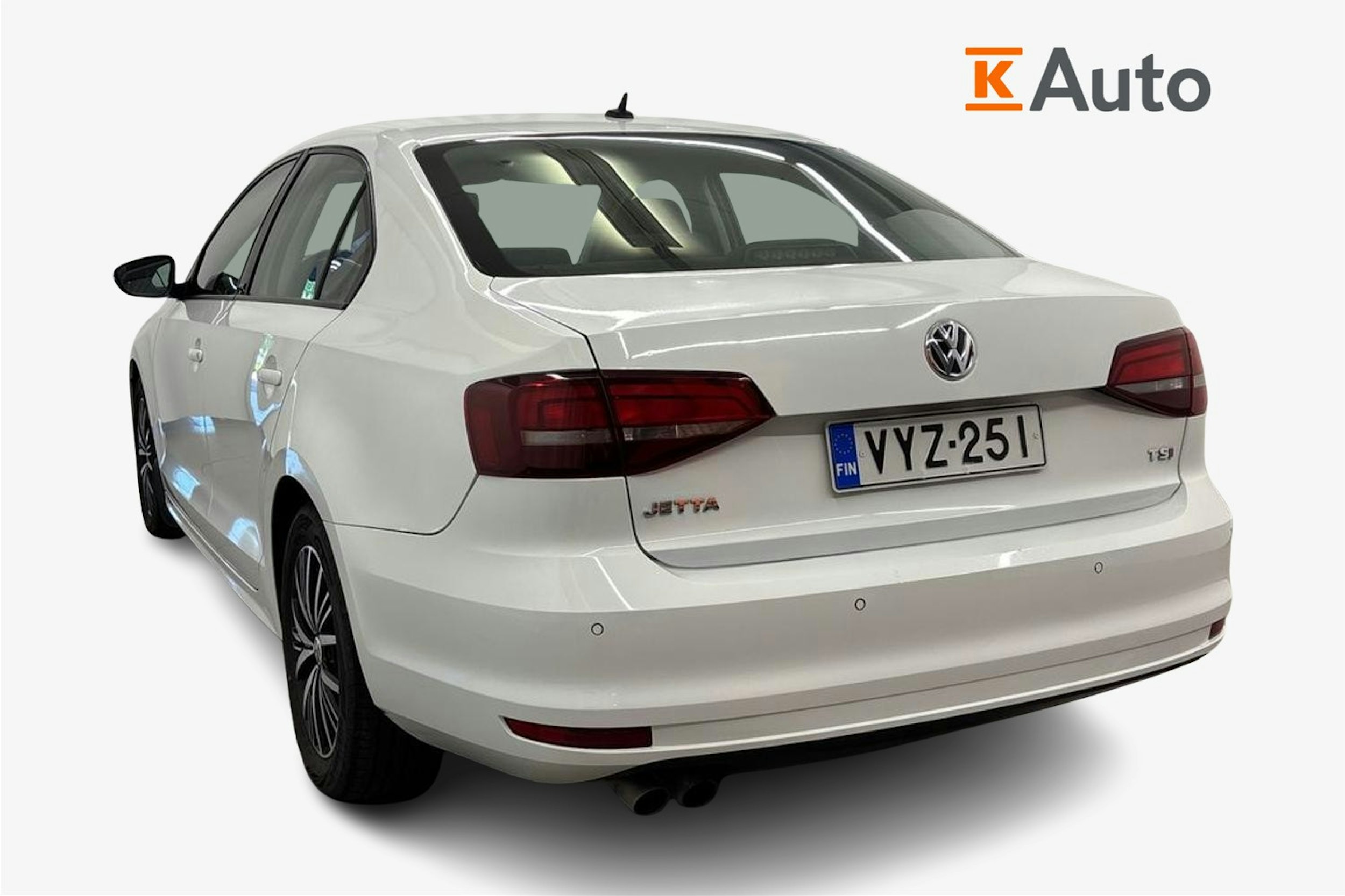 valkoinen Volkswagen Jetta 2016 kuva 2.