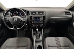 valkoinen Volkswagen Jetta 2016 kuva 7.