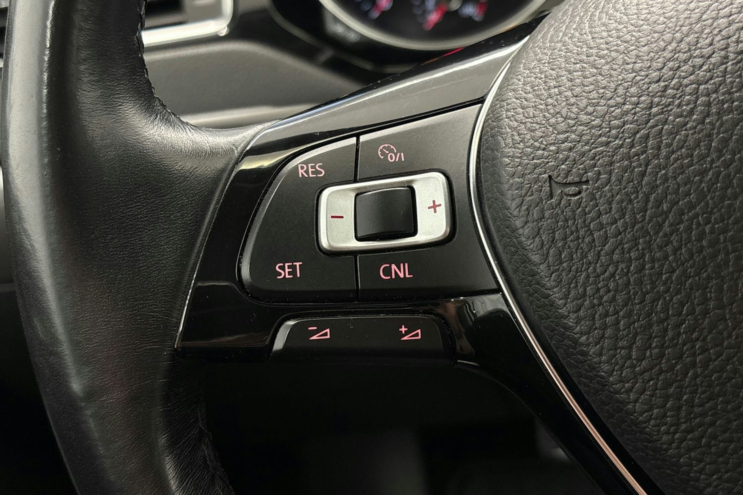 valkoinen Volkswagen Jetta 2016 kuva 12.