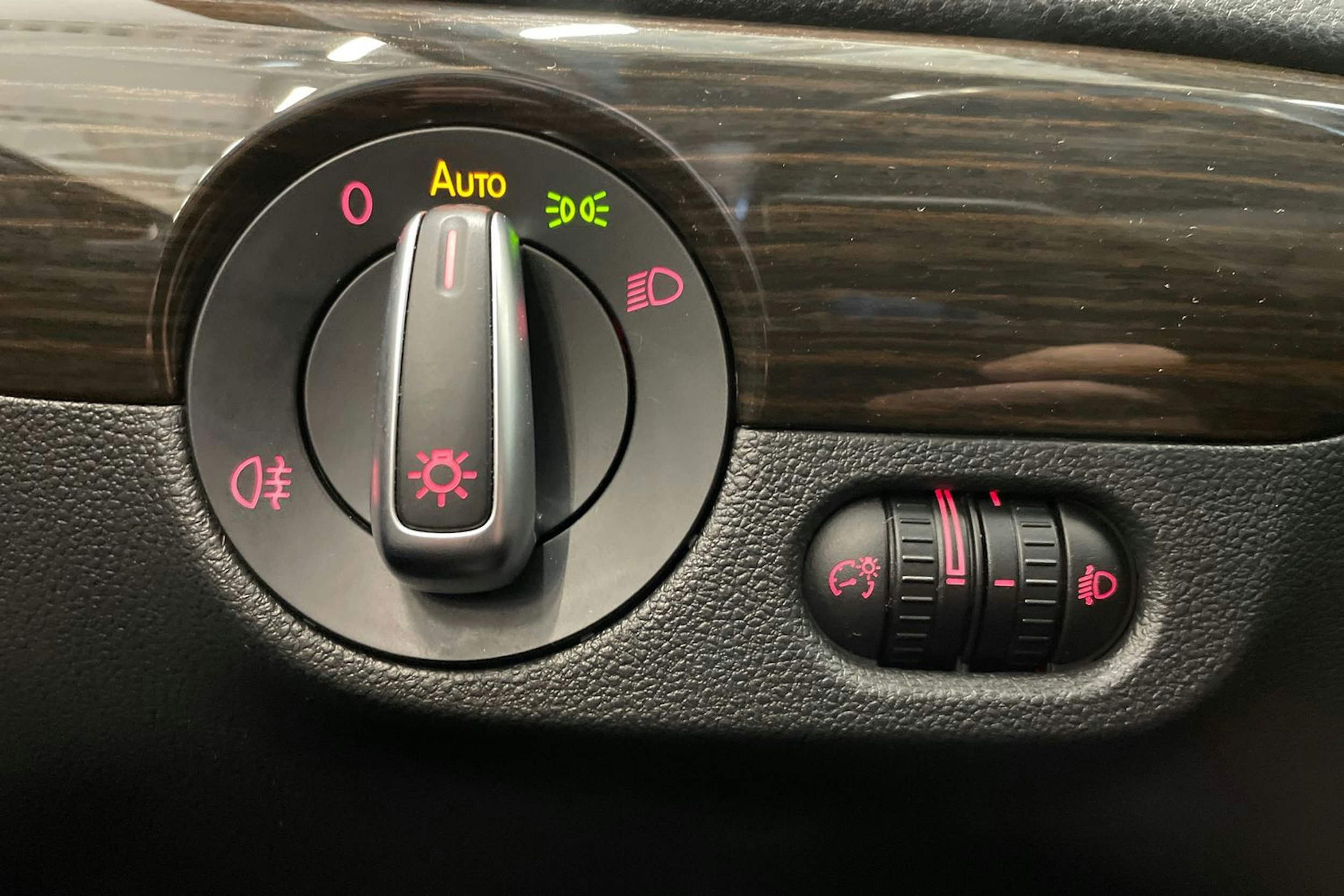 sininen Volkswagen Jetta 2017 kuva 17.
