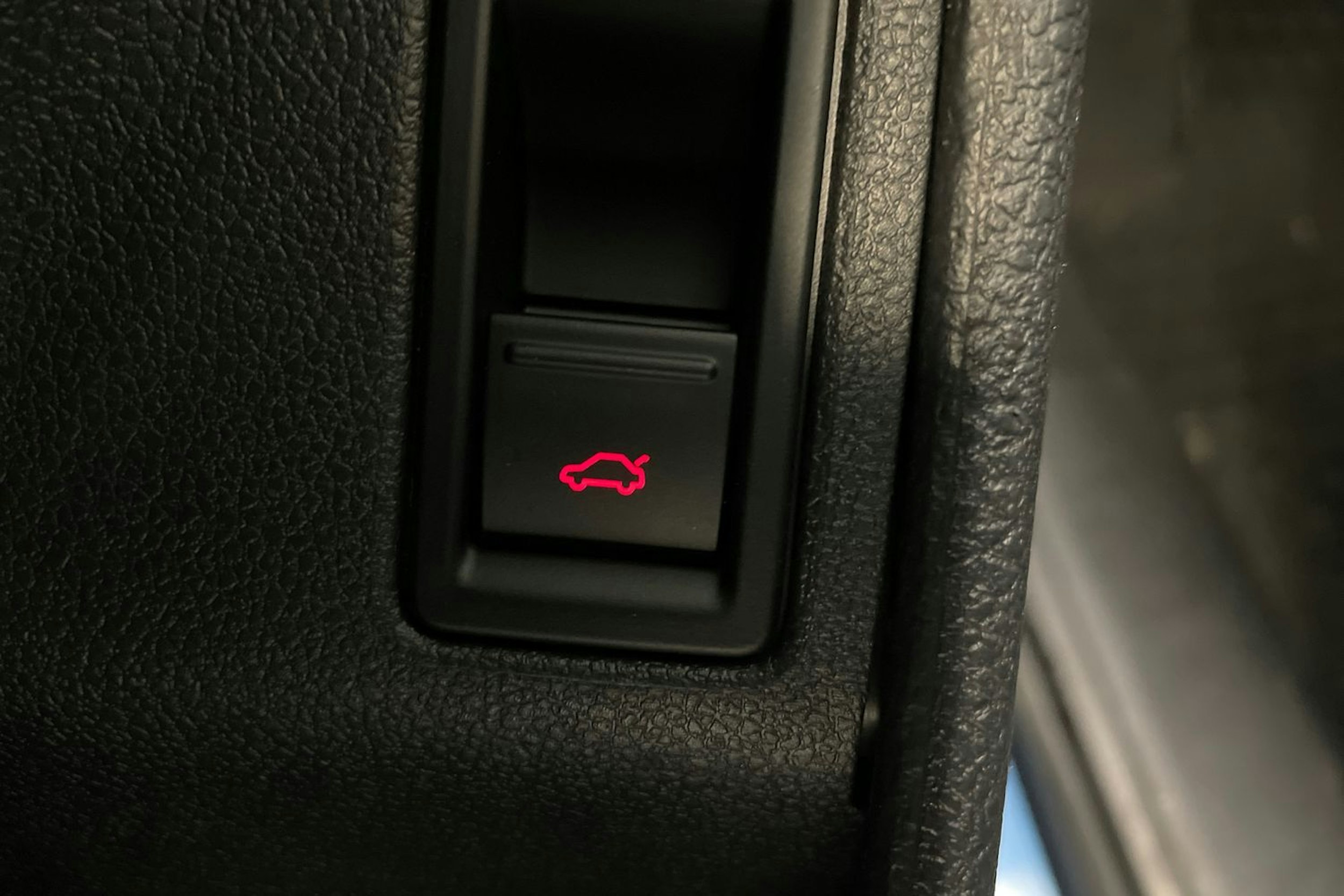 sininen Volkswagen Jetta 2017 kuva 27.