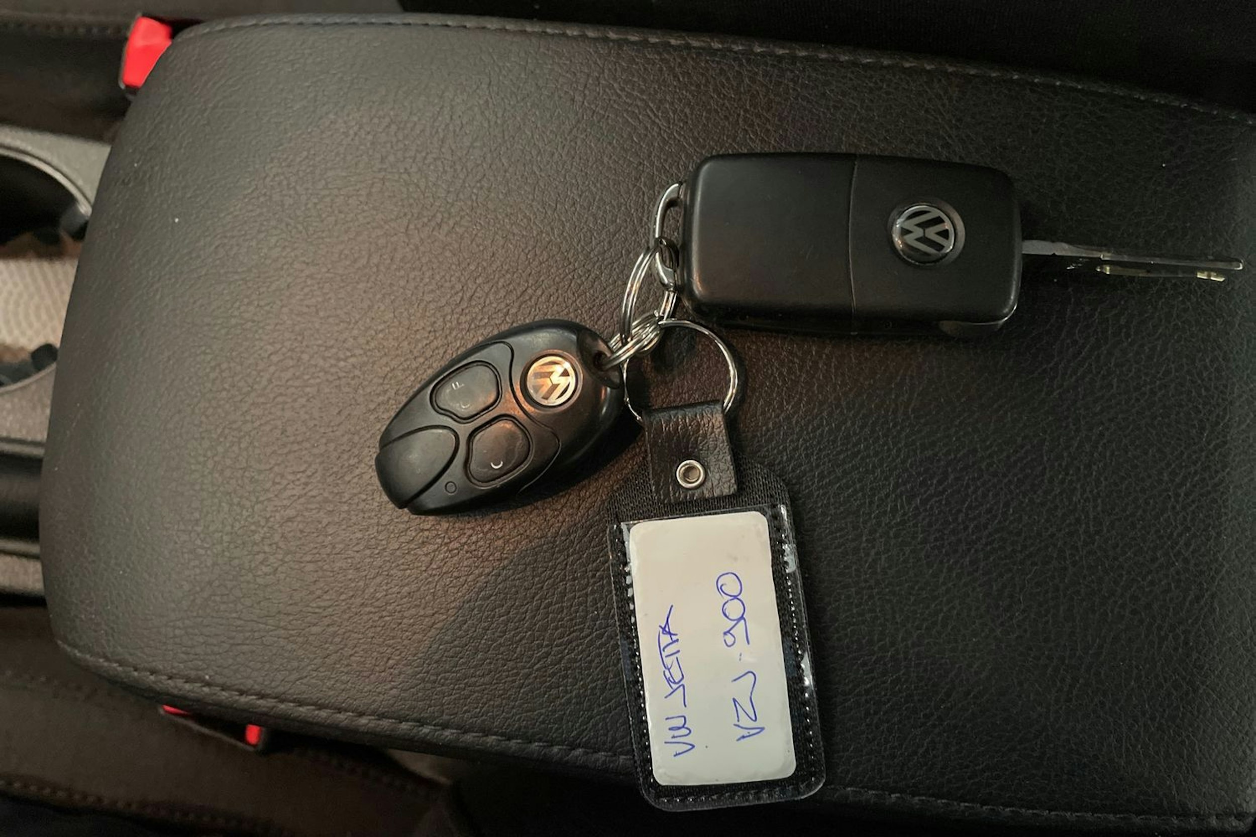 sininen Volkswagen Jetta 2017 kuva 28.