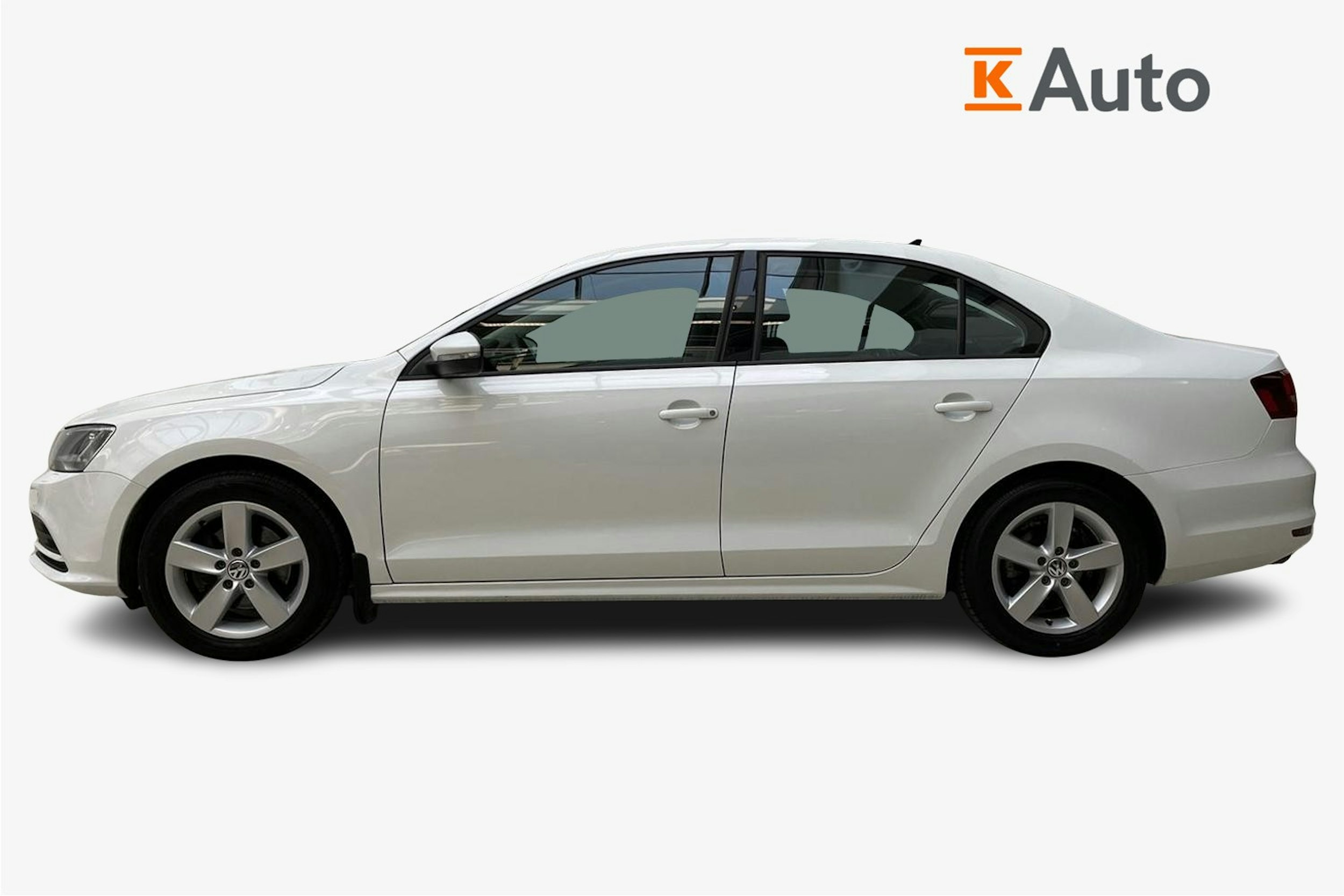 valkoinen Volkswagen Jetta 2017 kuva 6.