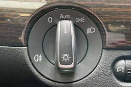 valkoinen Volkswagen Jetta 2017 kuva 18.