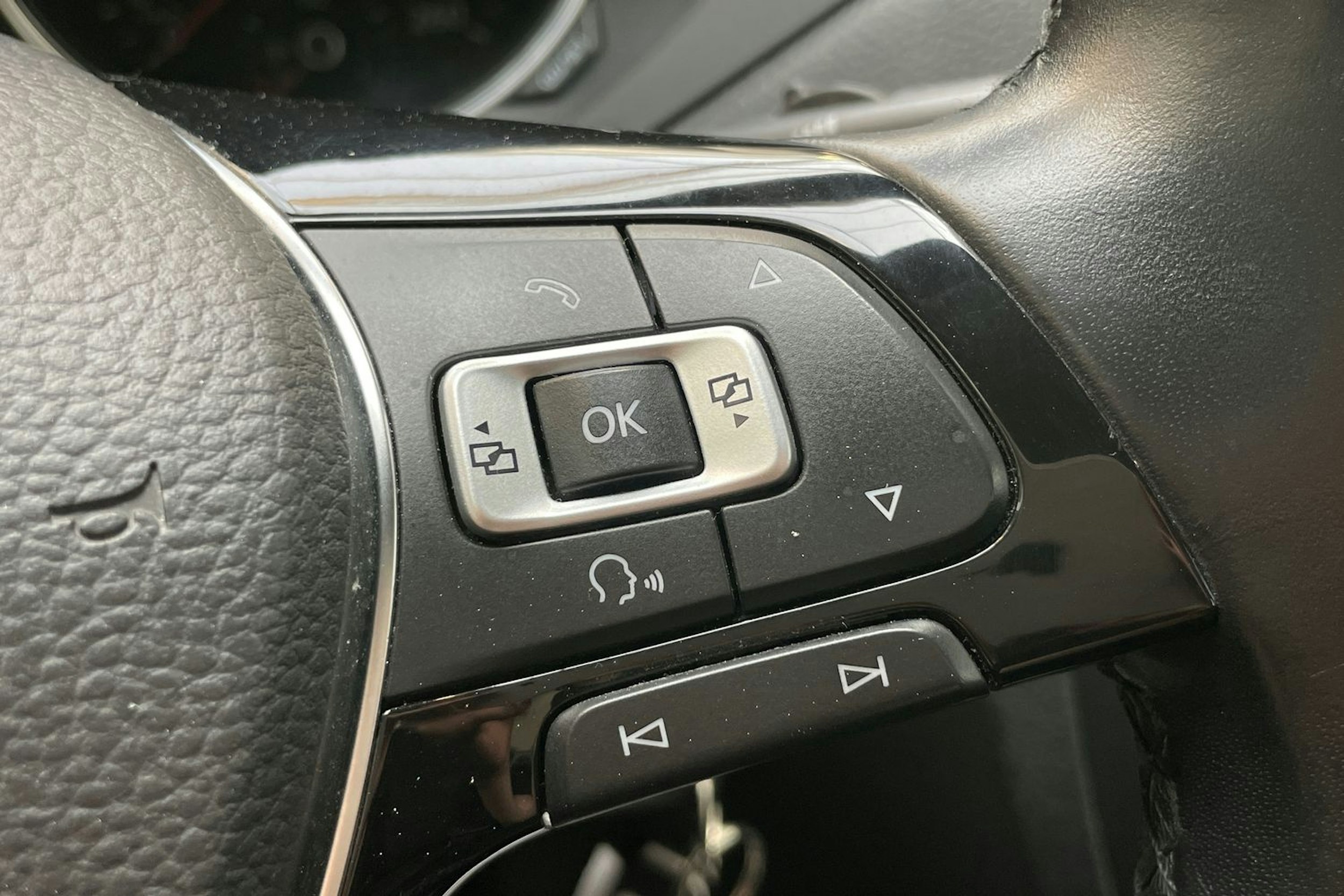 valkoinen Volkswagen Jetta 2017 kuva 20.