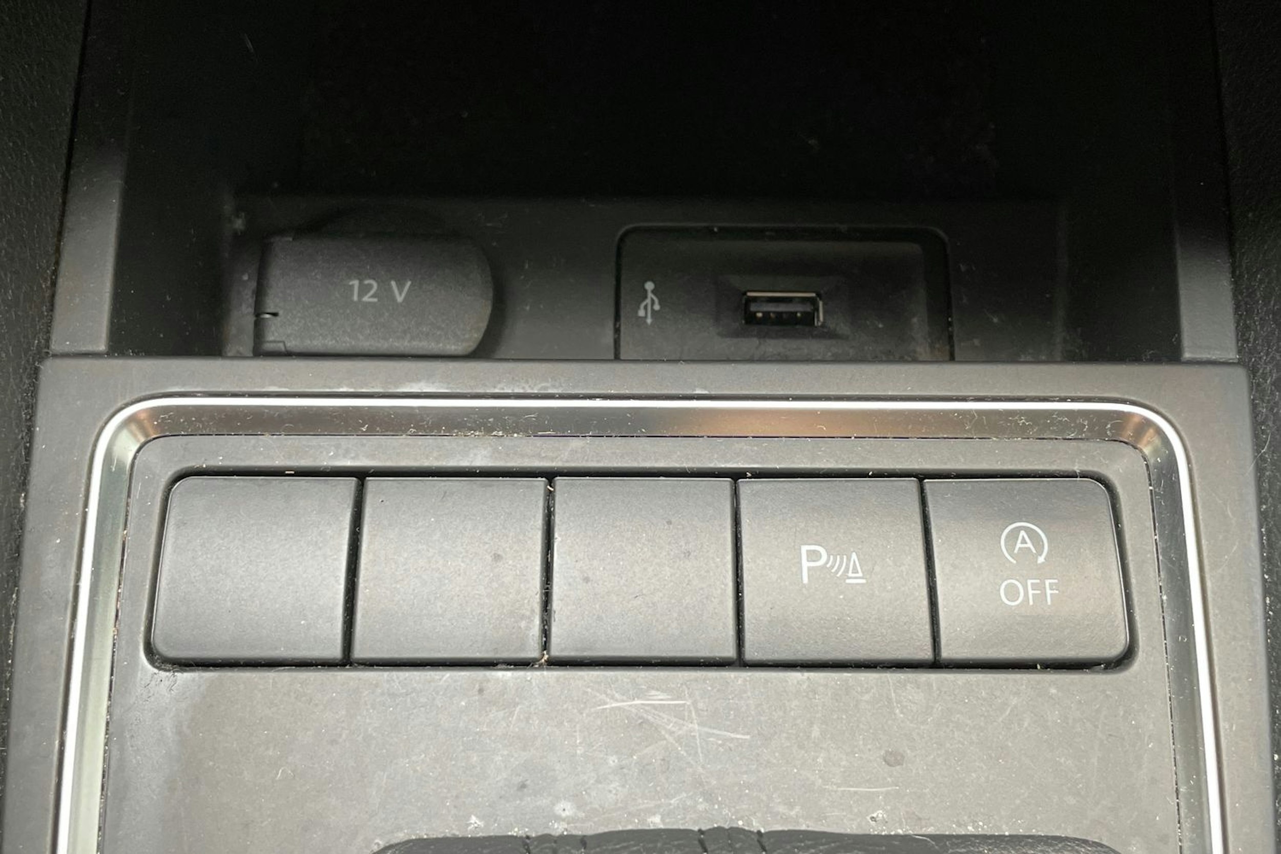 valkoinen Volkswagen Jetta 2017 kuva 27.