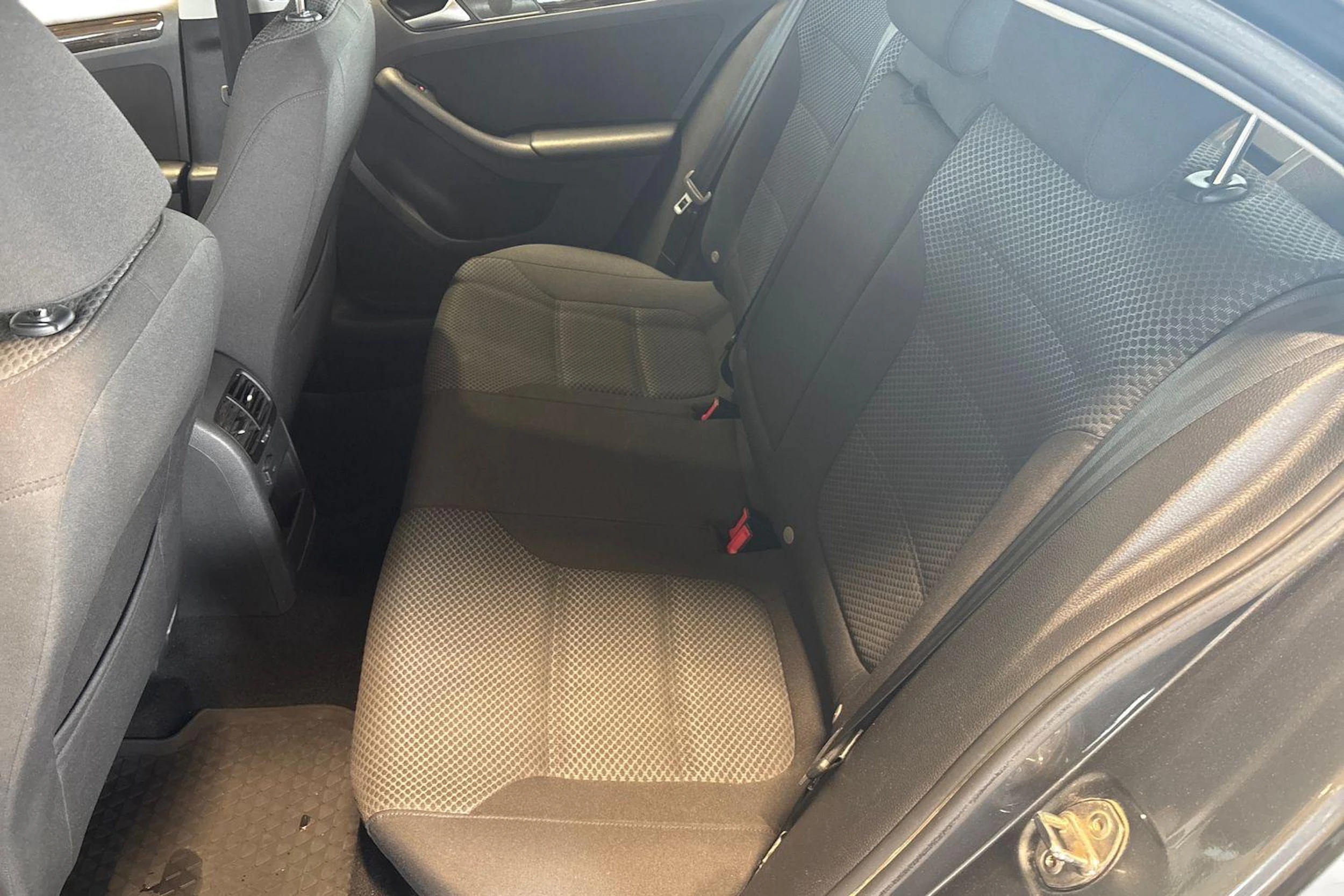 Harmaa Volkswagen JETTA 2018 kuva 8.