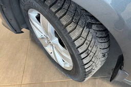 Harmaa Volkswagen JETTA 2018 kuva 10.