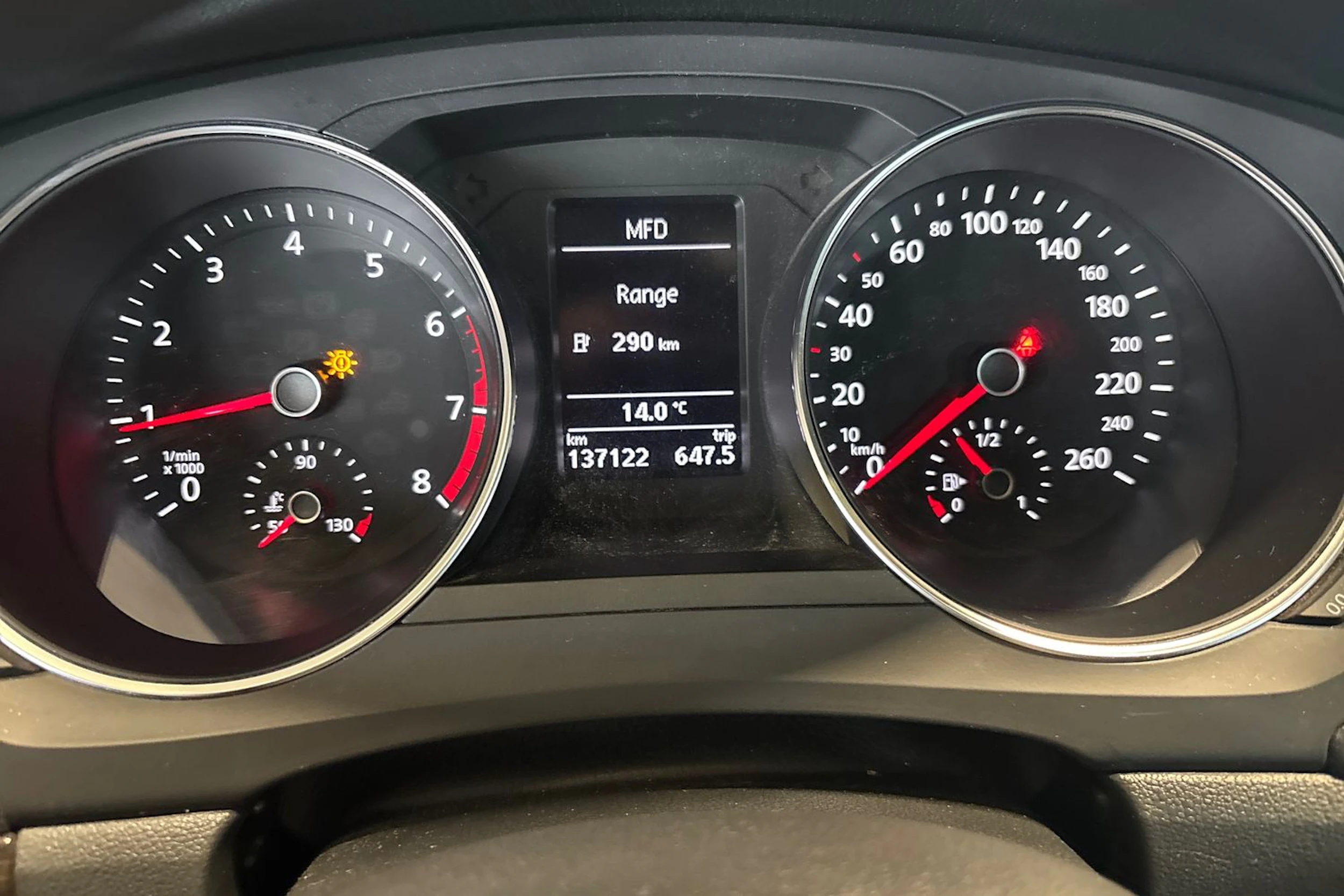 Harmaa Volkswagen JETTA 2018 kuva 11.