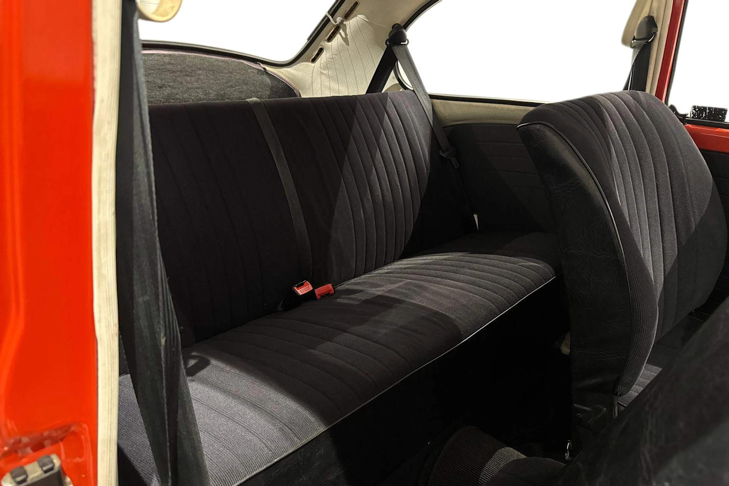 punainen Volkswagen Kupla 1973 kuva 11.