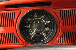 punainen Volkswagen Kupla 1973 kuva 17.