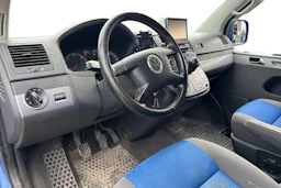 sininen Volkswagen Multivan 2004 kuva 3.