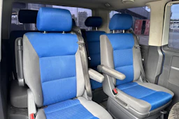 sininen Volkswagen Multivan 2004 kuva 4.