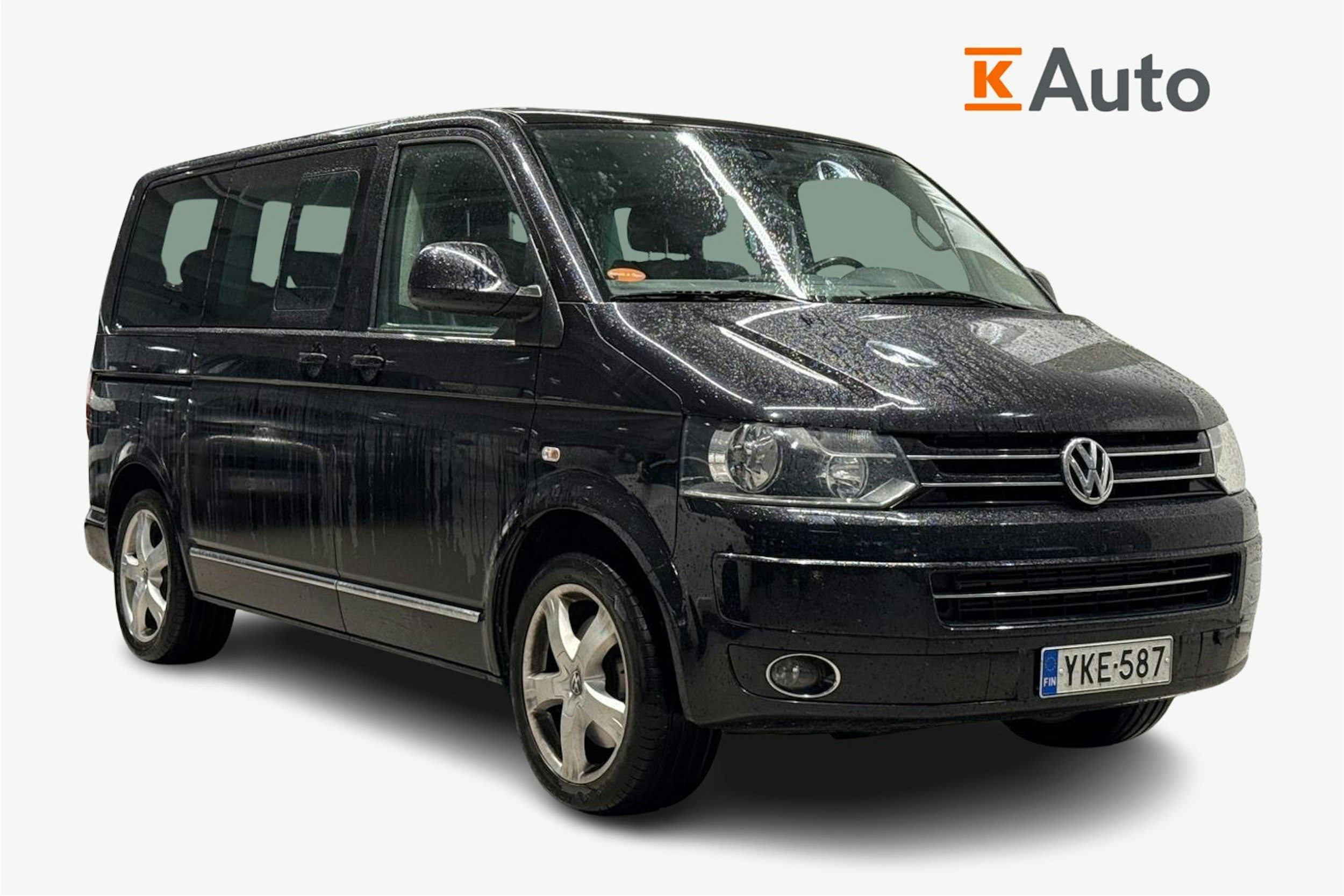 musta Volkswagen Multivan 2011 kuva 1.