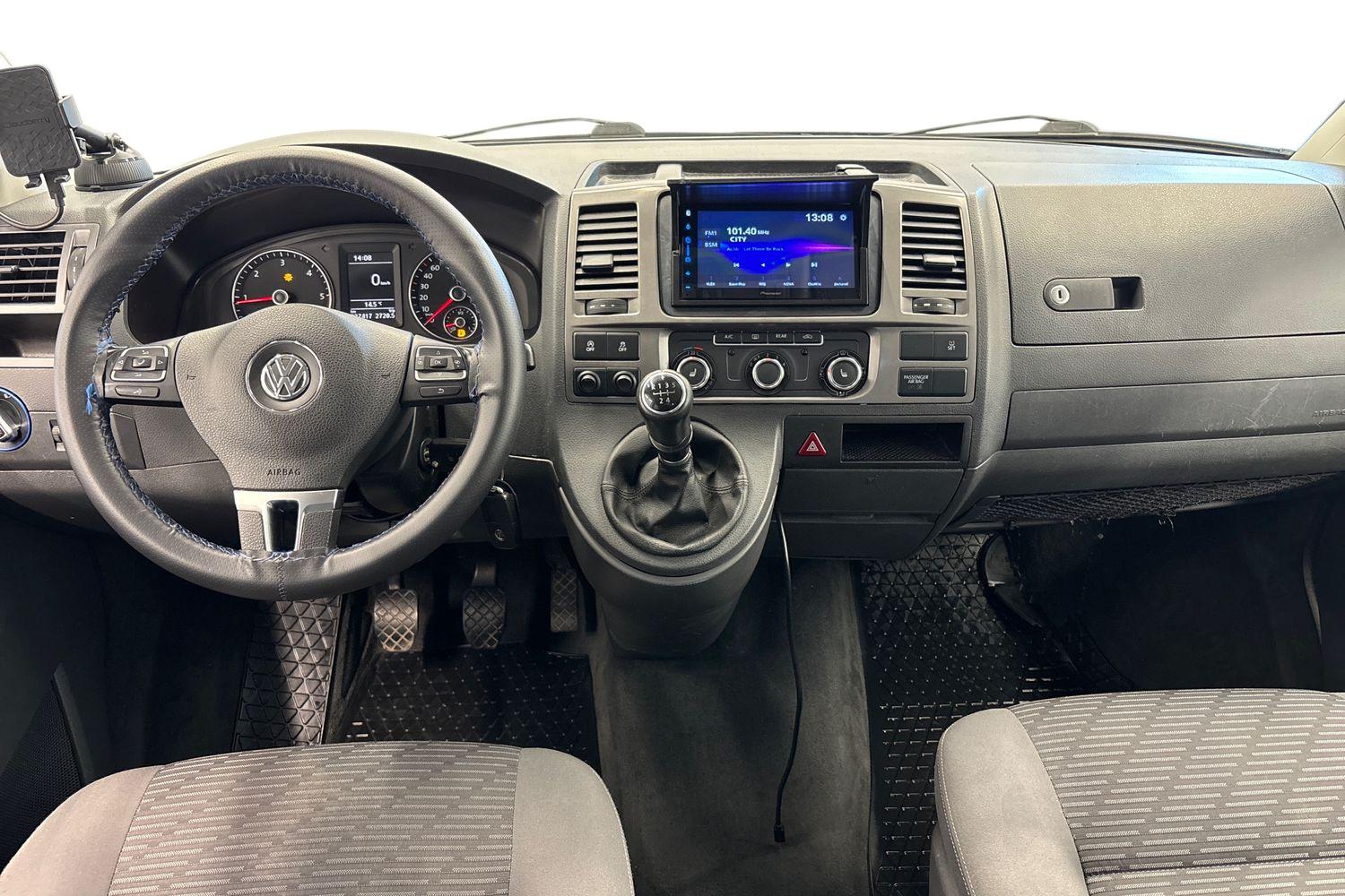 Volkswagen Multivan 2013, kuva 7/22