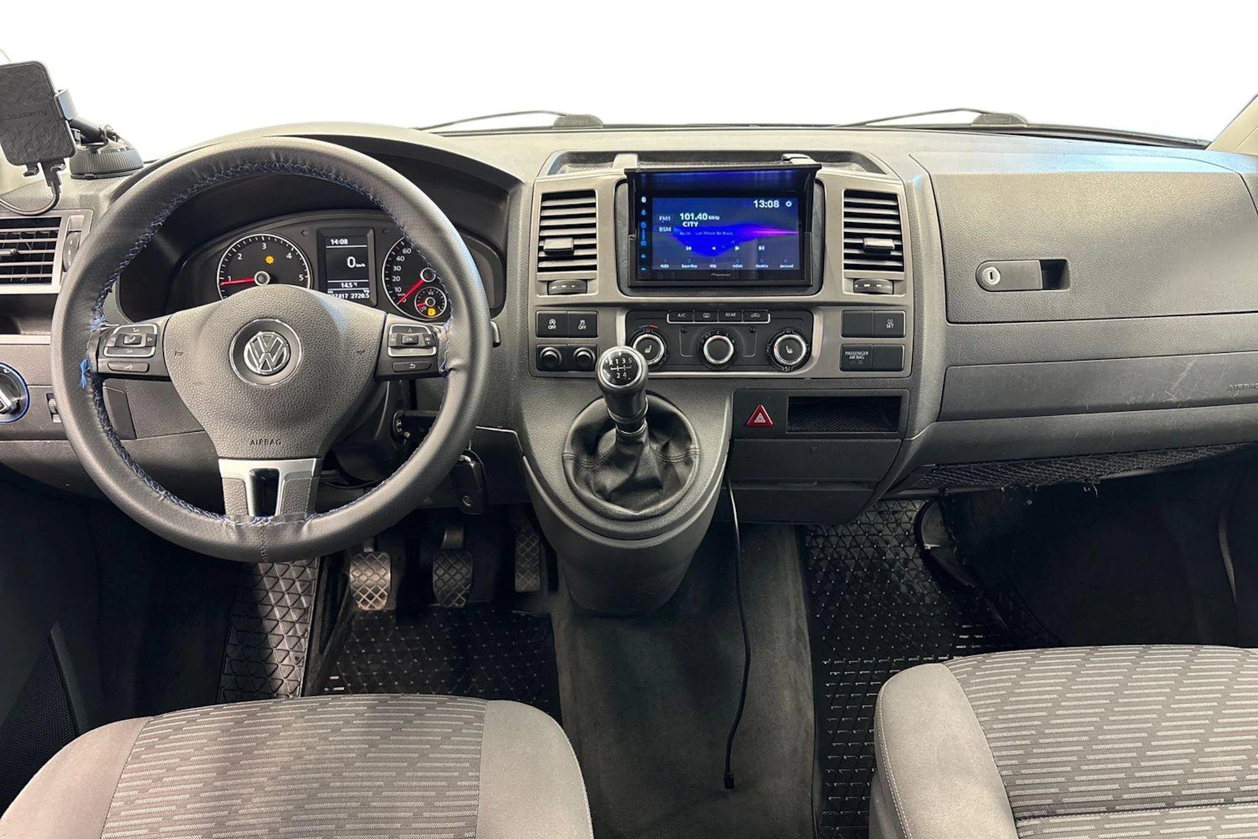 sininen Volkswagen Multivan 2013 kuva 7.