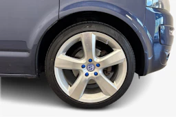 sininen Volkswagen Multivan 2013 kuva 9.