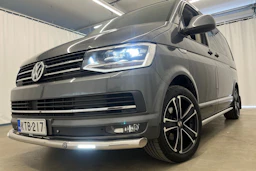 harmaa Volkswagen Multivan 2016 kuva 40.