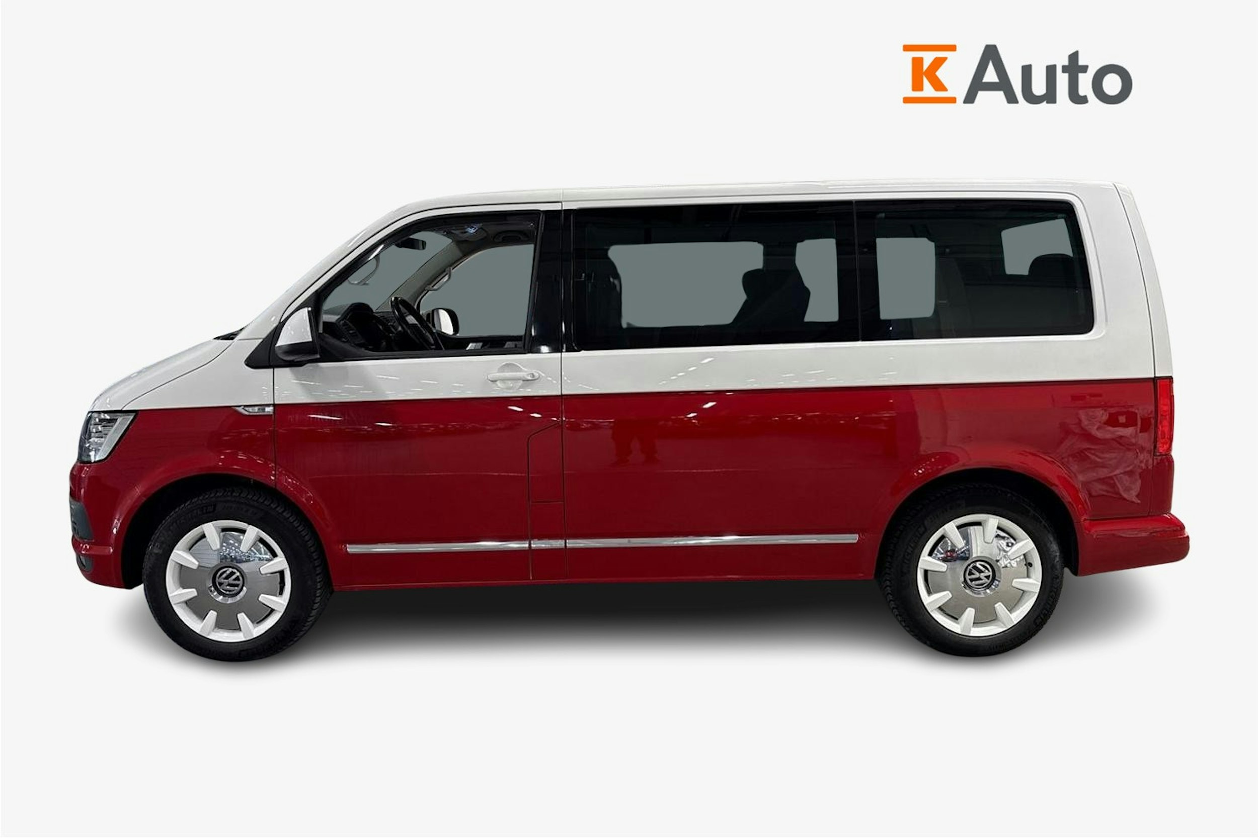 punainen Volkswagen Multivan 2016 kuva 6.