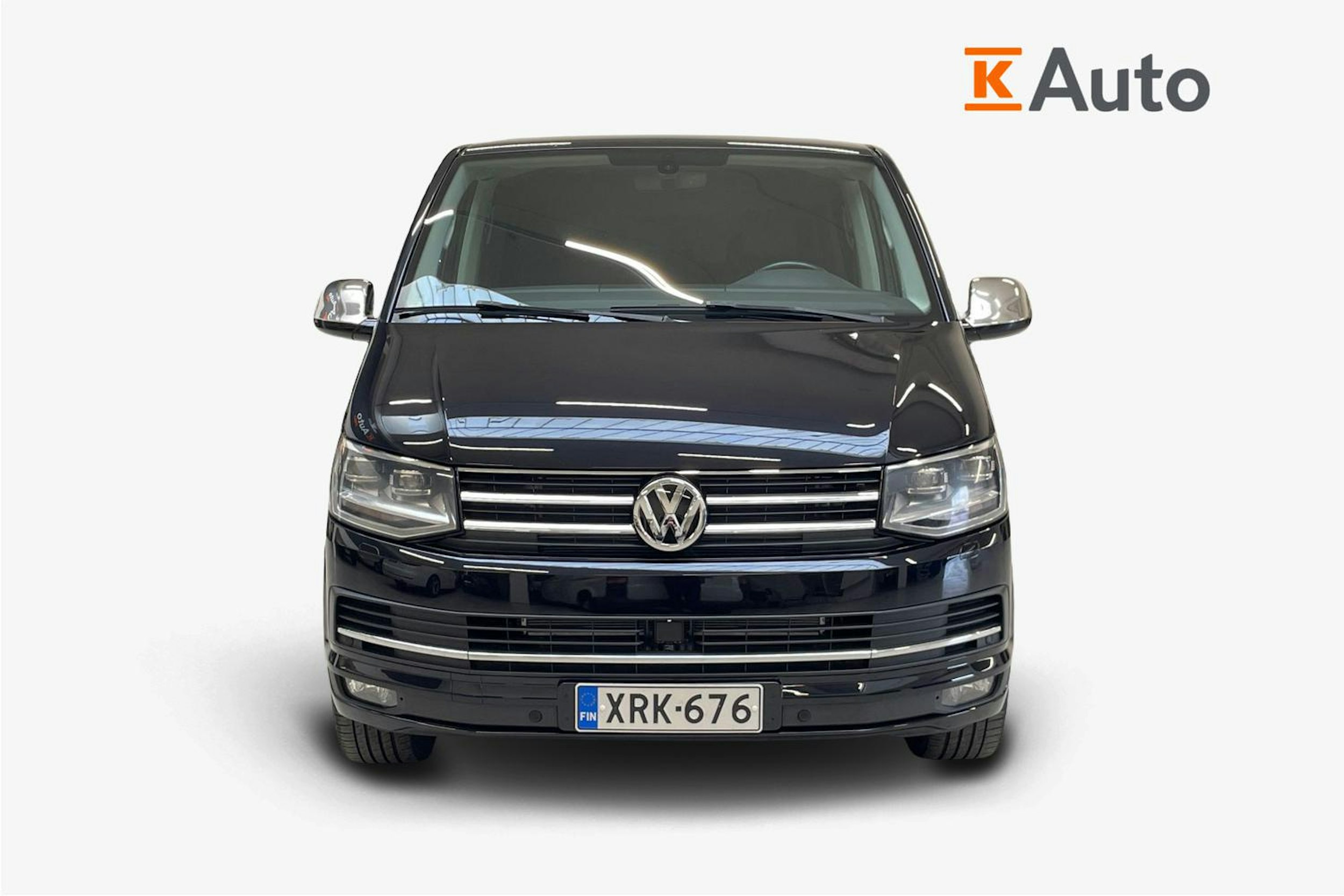 musta Volkswagen Multivan 2016 kuva 4.