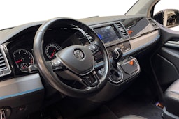 musta Volkswagen Multivan 2016 kuva 7.