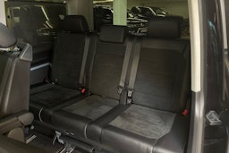 musta Volkswagen Multivan 2016 kuva 10.