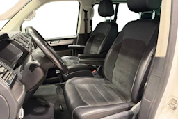 Valkoinen Volkswagen Multivan 2017 kuva 11.