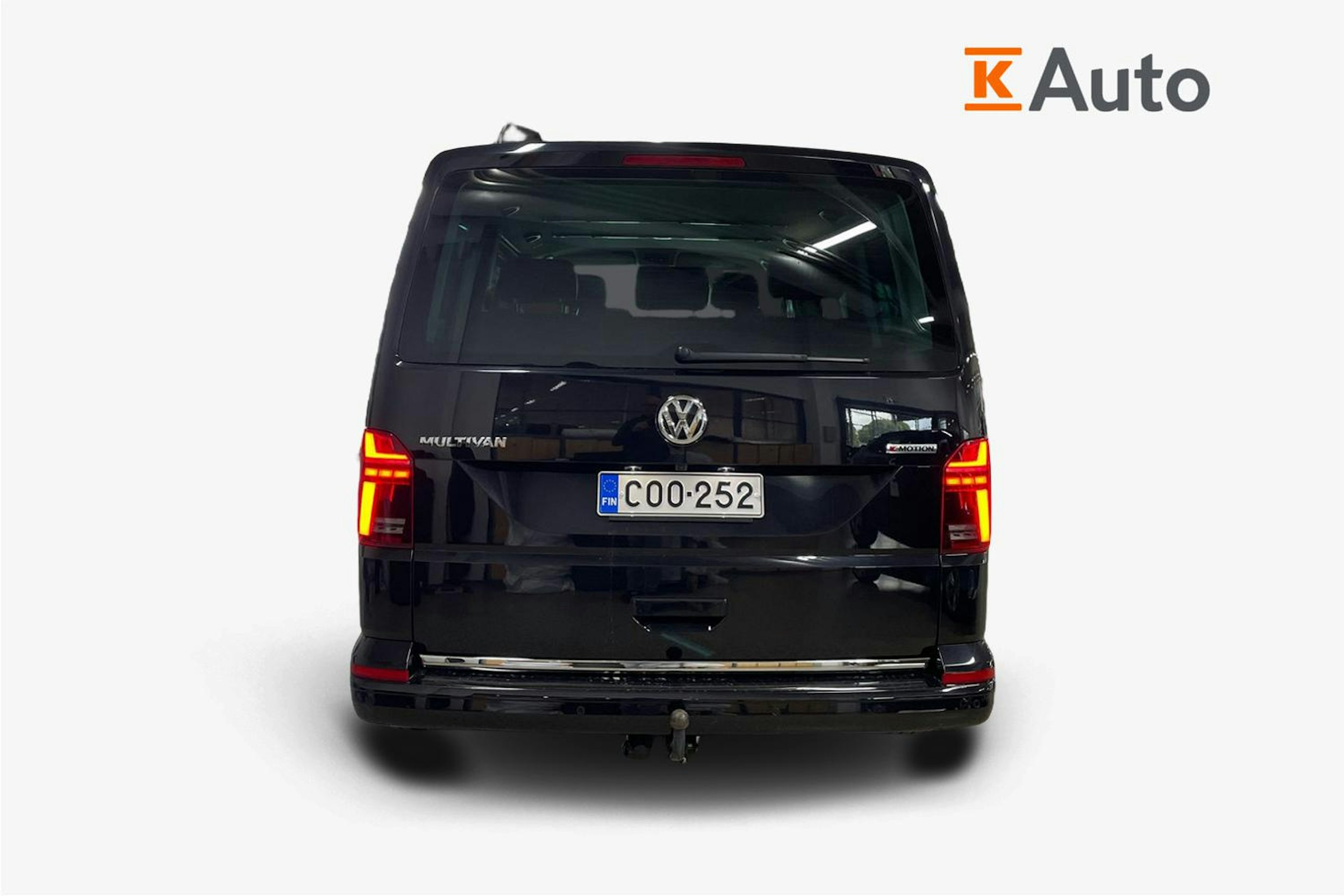 Musta Volkswagen Multivan 2020 kuva 3.