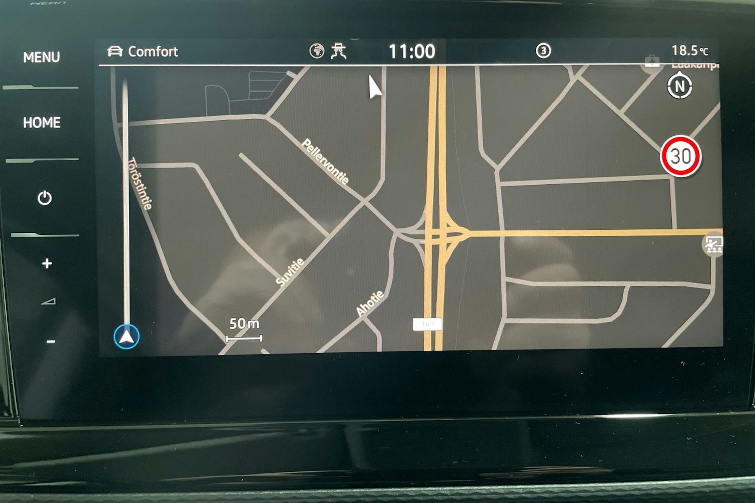 Musta Volkswagen Multivan 2020 kuva 29.