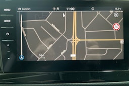 Musta Volkswagen Multivan 2020 kuva 29.