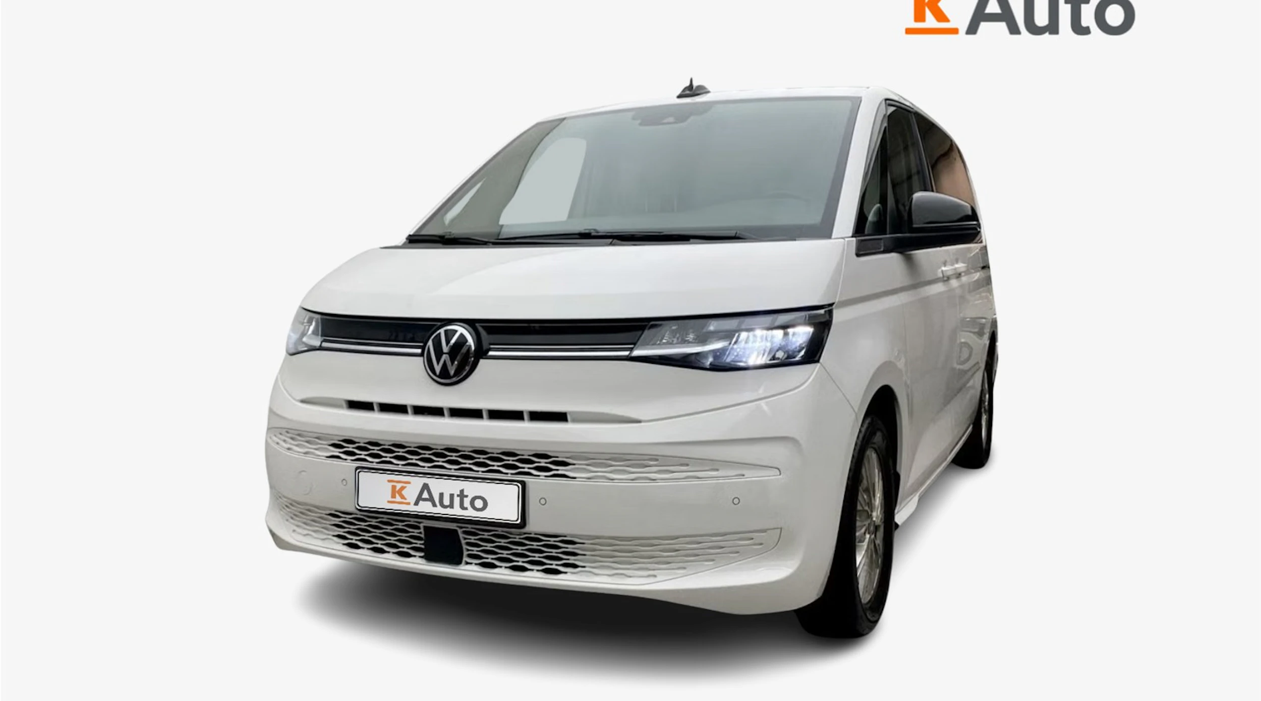 valkoinen Volkswagen Multivan 2022 kuva 1.